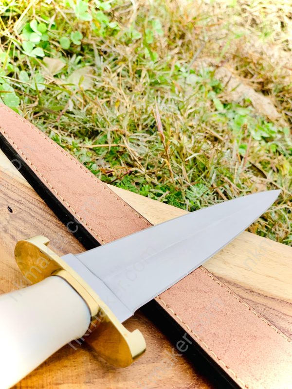 Hunting Bowie Knife - Image 5