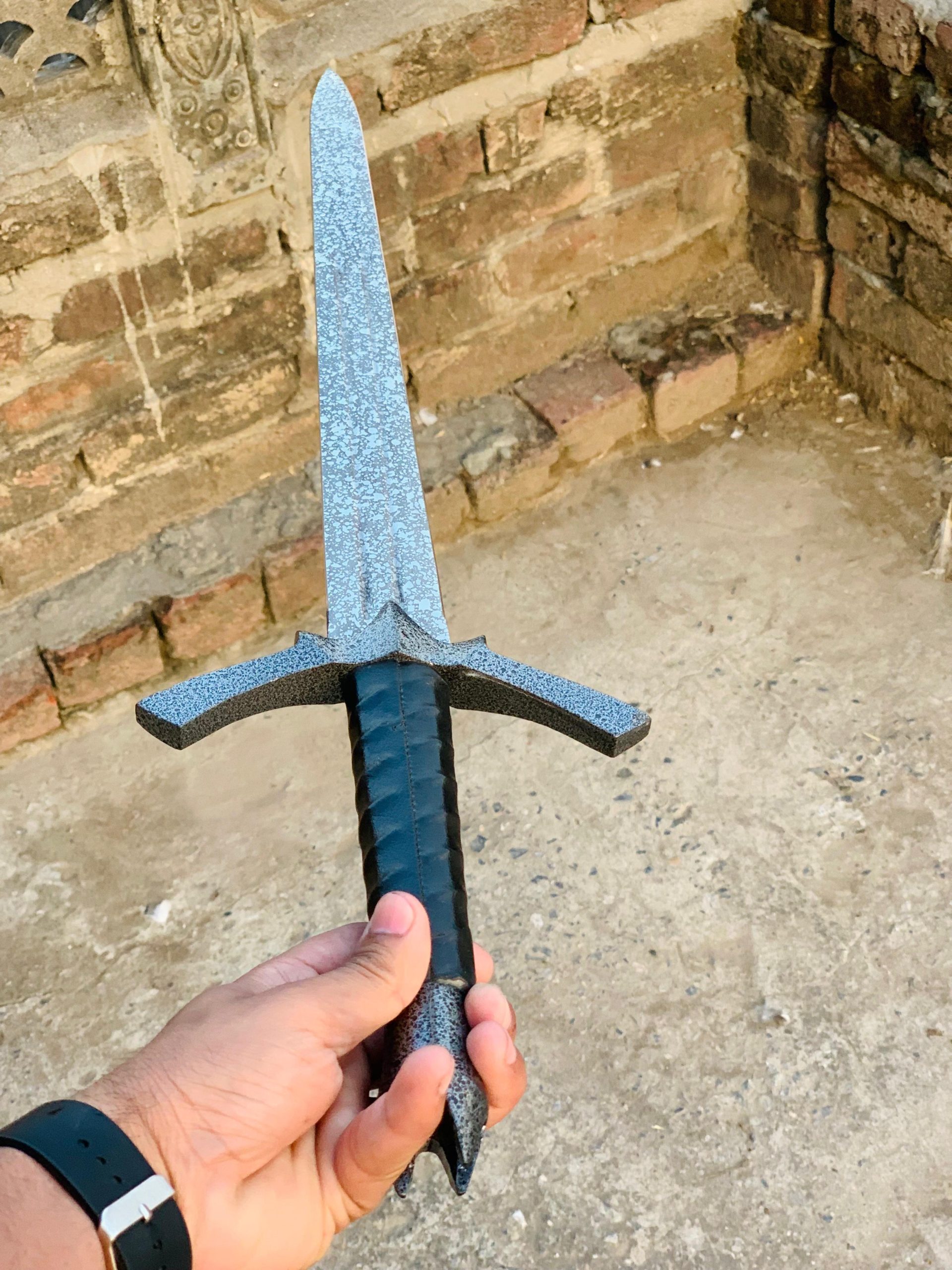 Handmade Fantasy Sword – Custom Forged Medieval Style Blade - Image 4