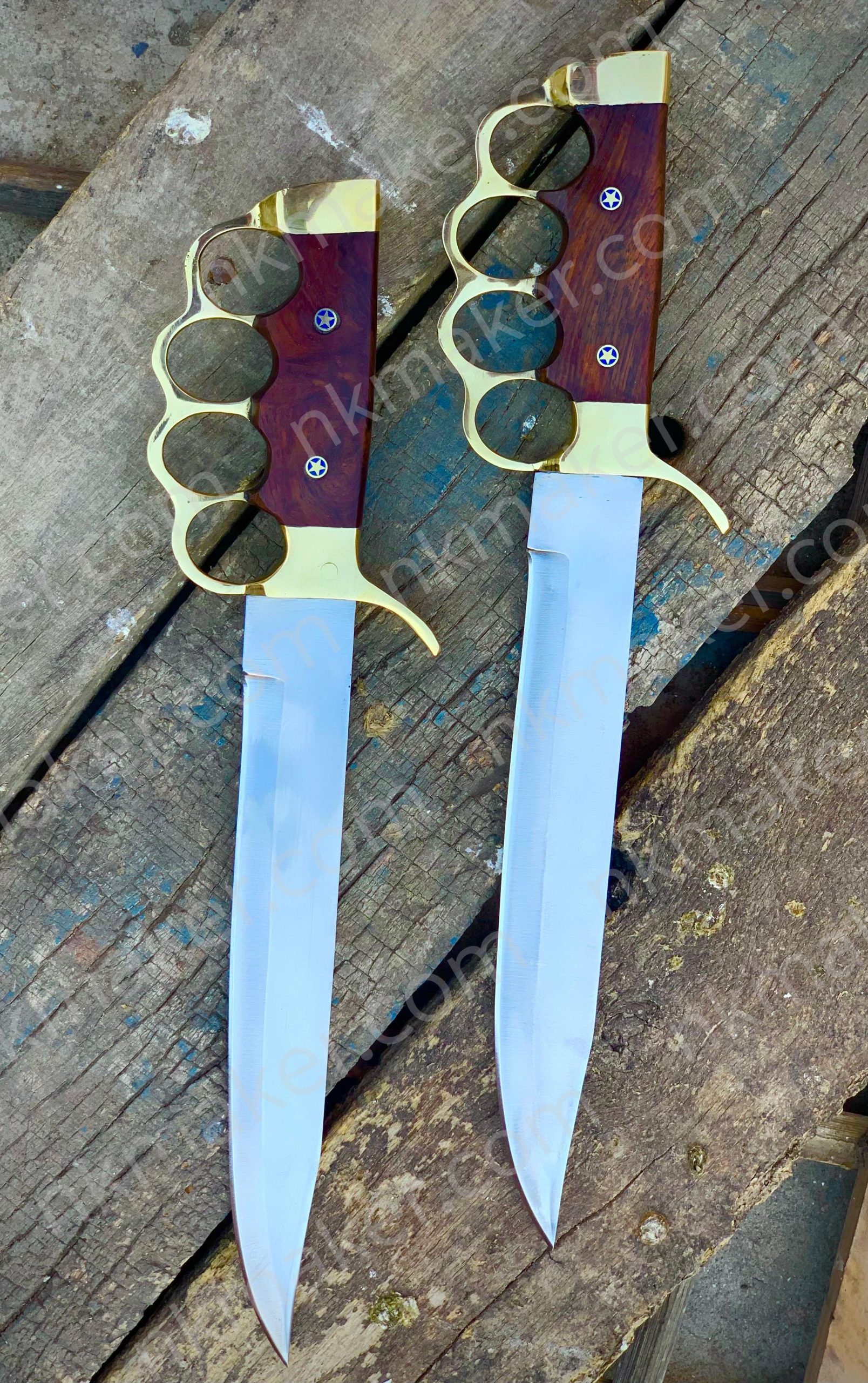 Premium Brass Knuckle Bowie Knife with Leather Sheath – Handmade Hunting & Survival Knife - Image 10