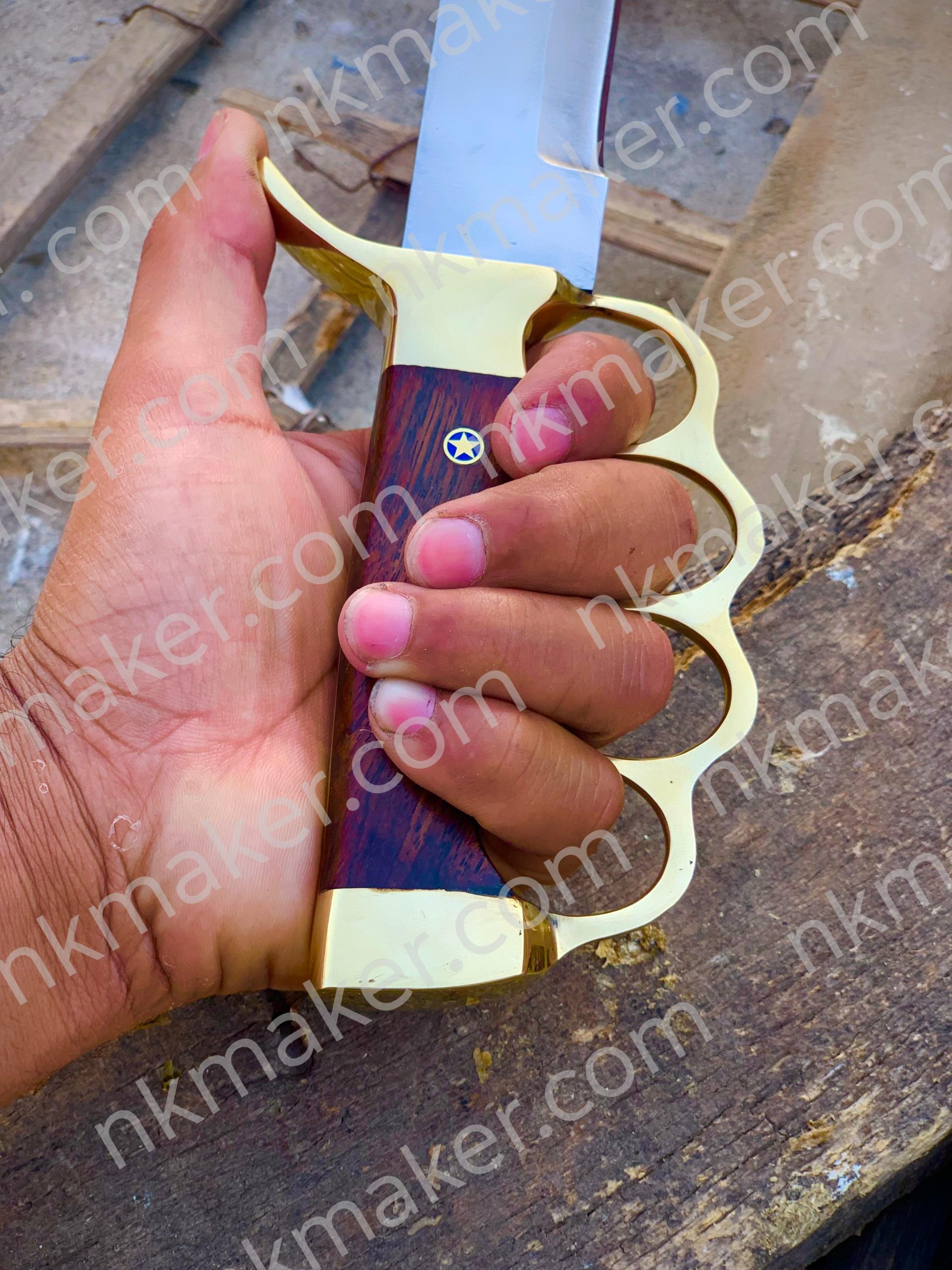 Premium Brass Knuckle Bowie Knife with Leather Sheath – Handmade Hunting & Survival Knife - Image 7